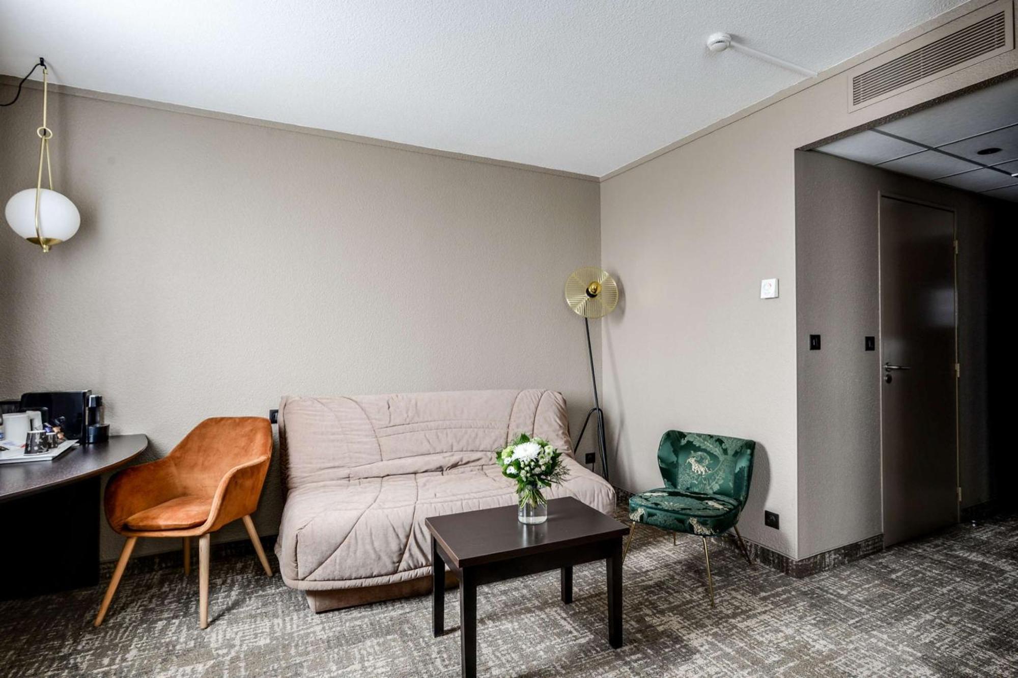Brit Hotel Du Stade Rennes Ouest Esterno foto
